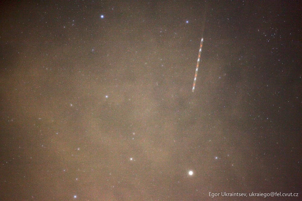 Comet in the night sky