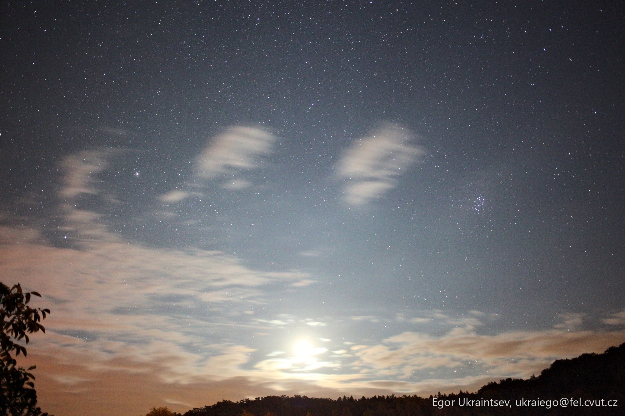 Night sky with the moon