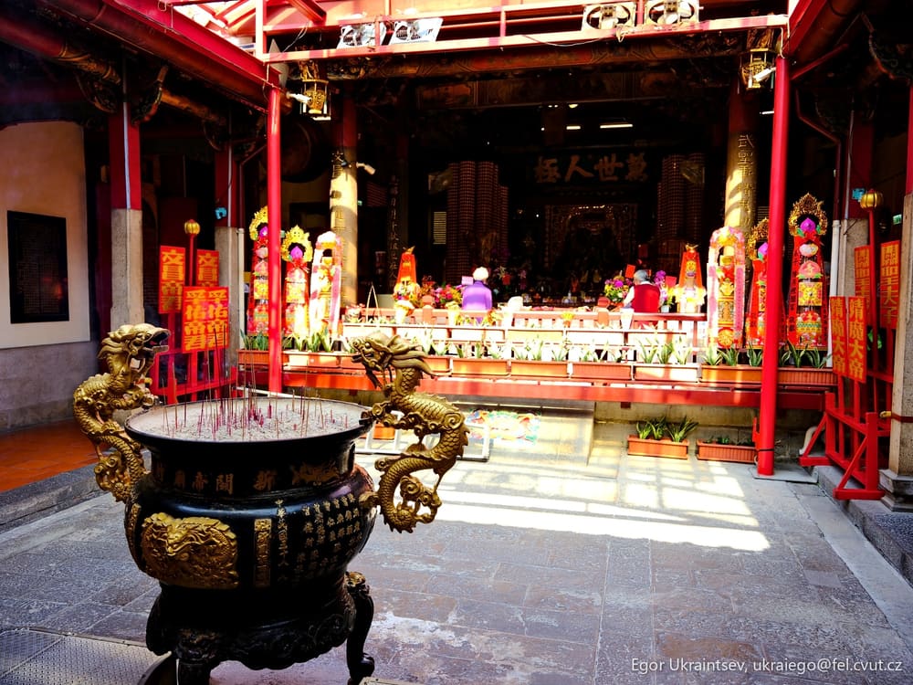 Chinese temple