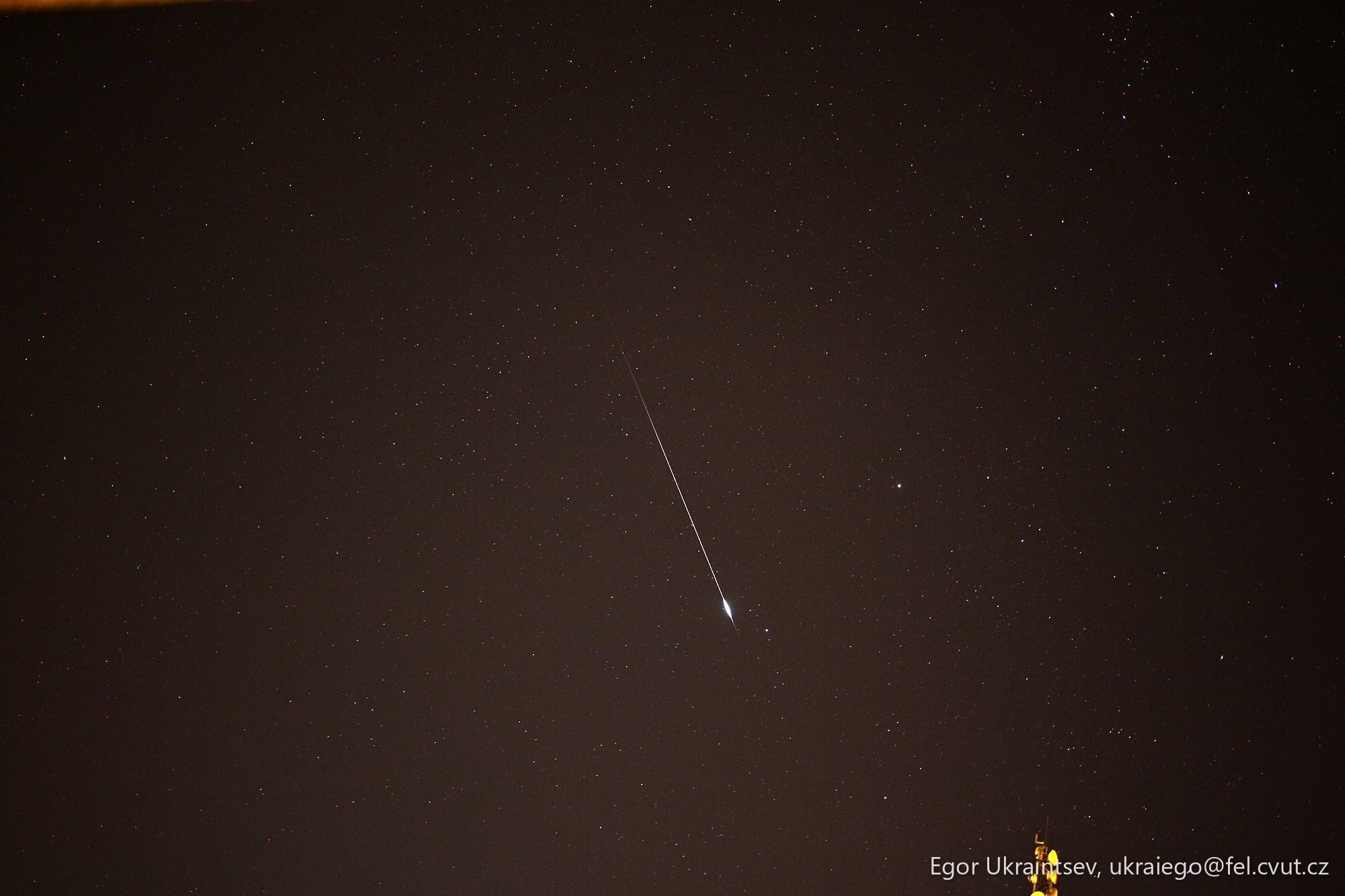 Meteor in the night sky