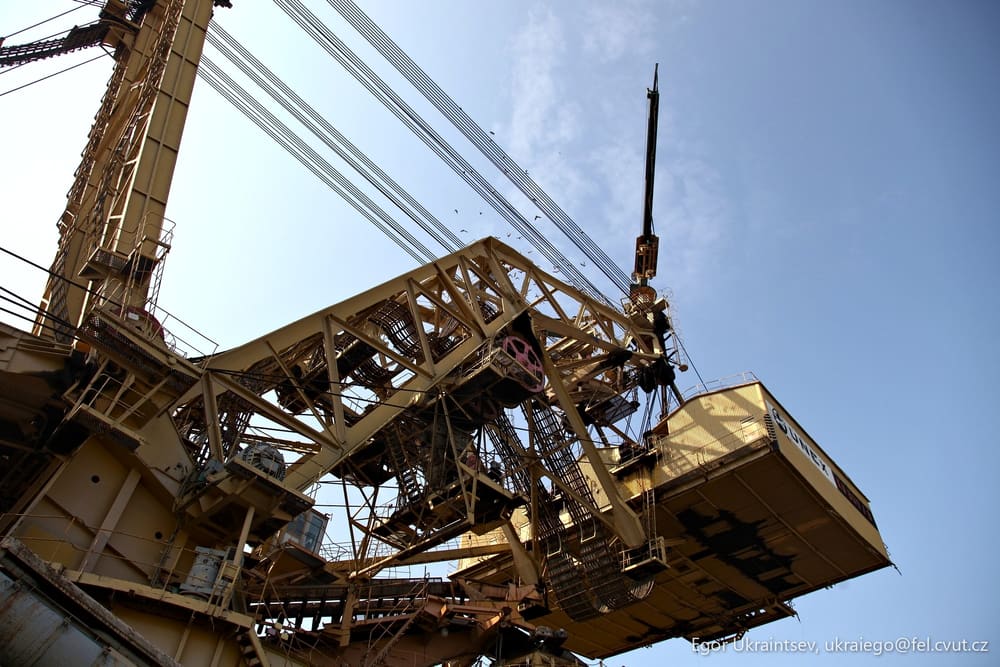 Crane