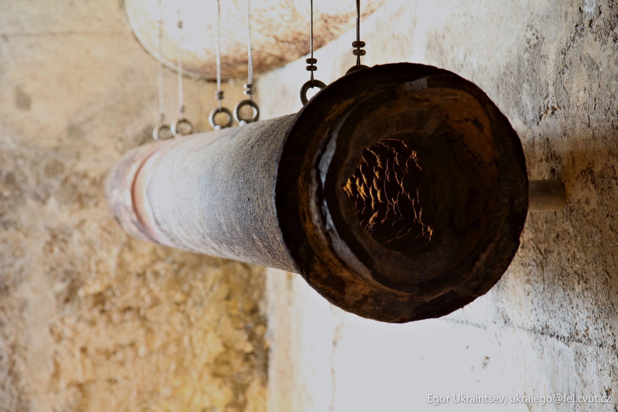 Rusted pipe hanging