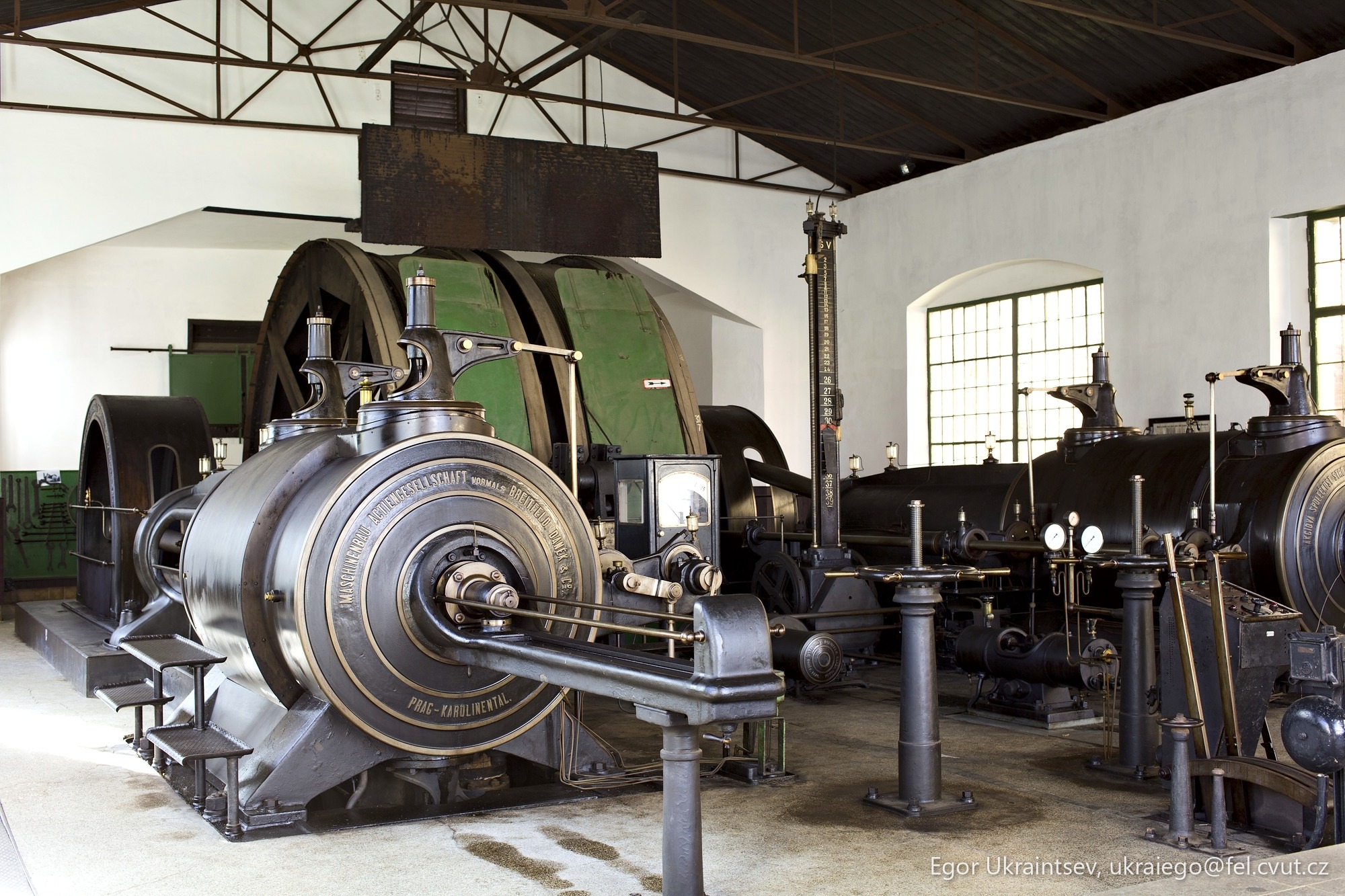 Old steam engine