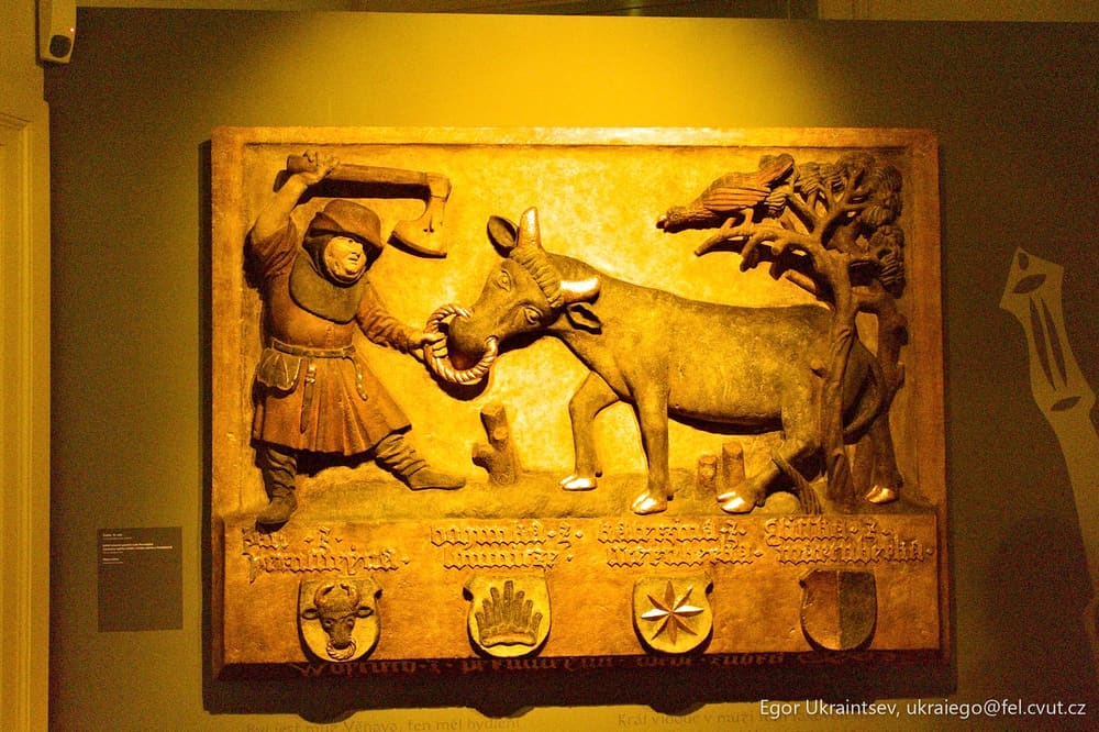 Sculpture of elephants