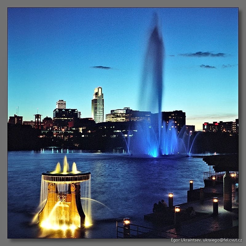 Fountain of the americas