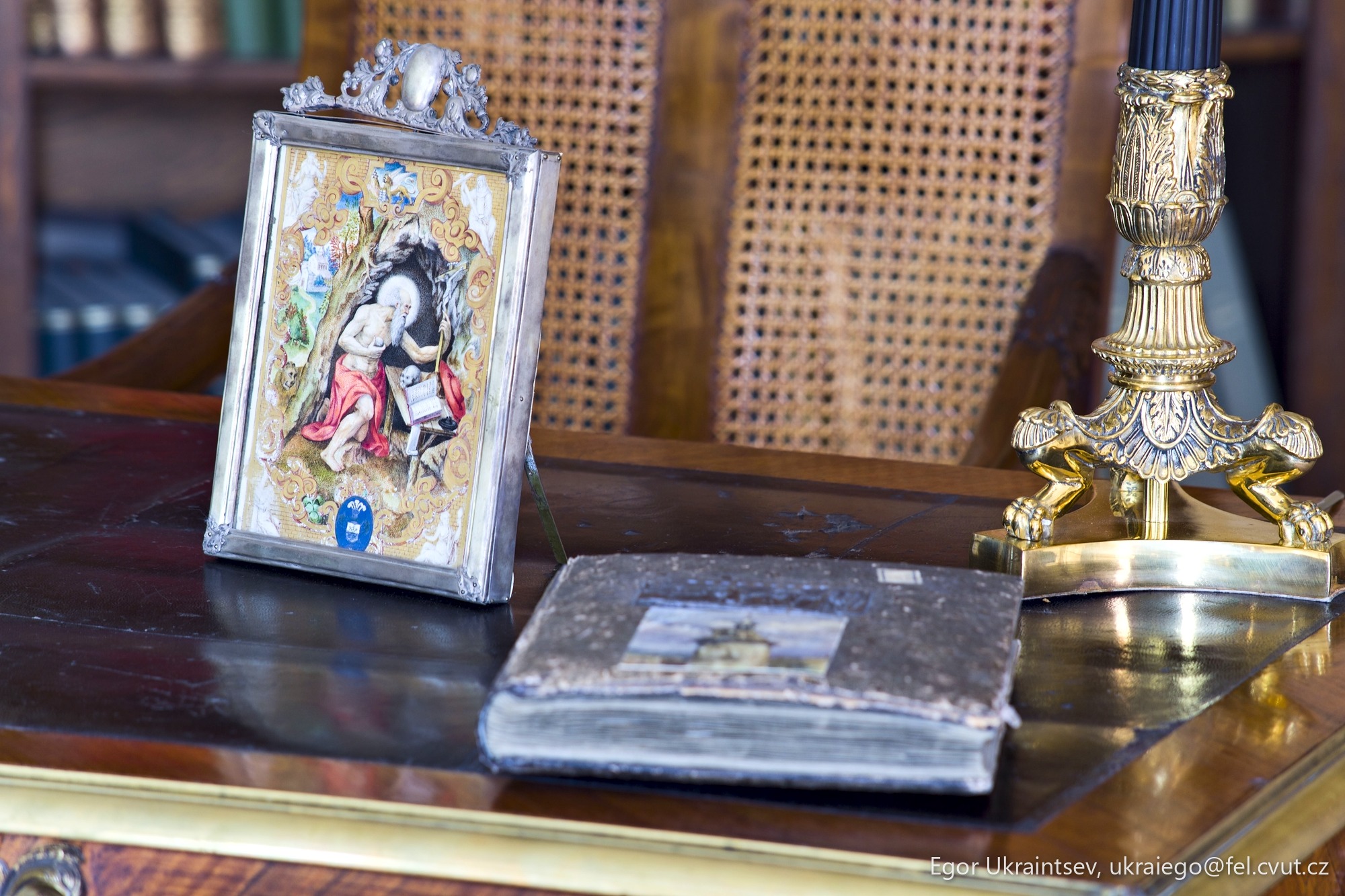 Table with a picture frame