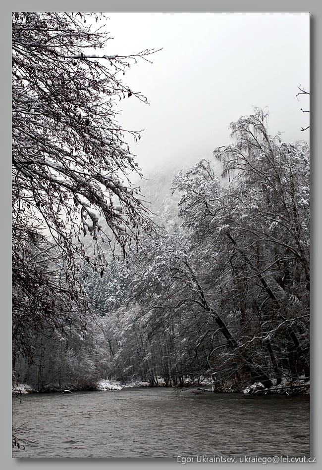 River in the snow