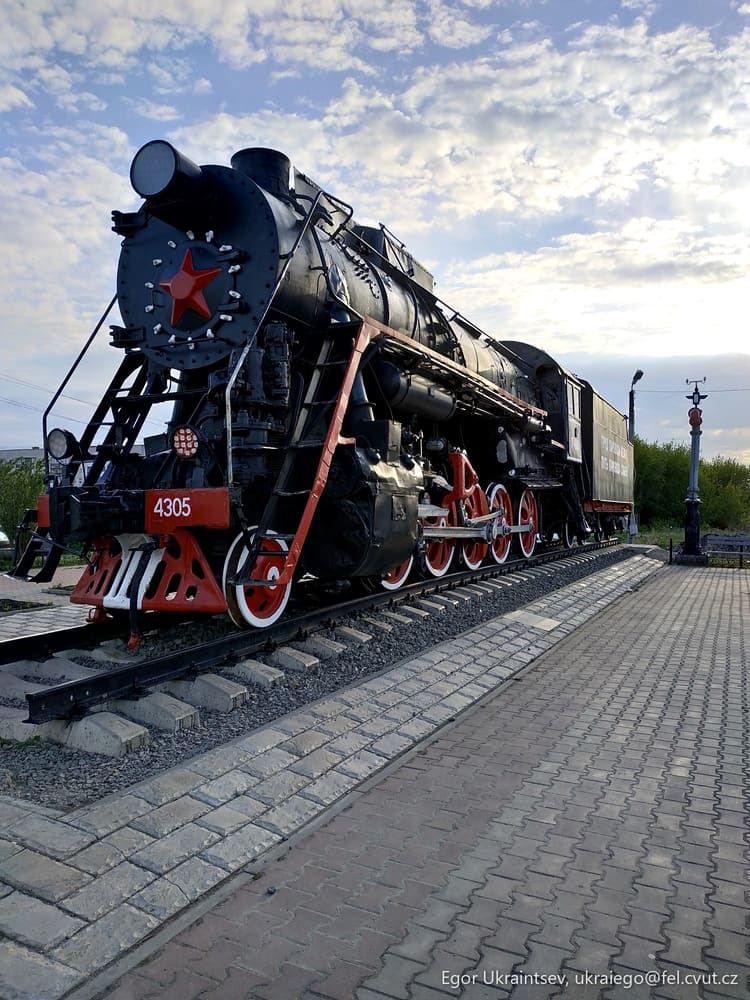 Train on the tracks