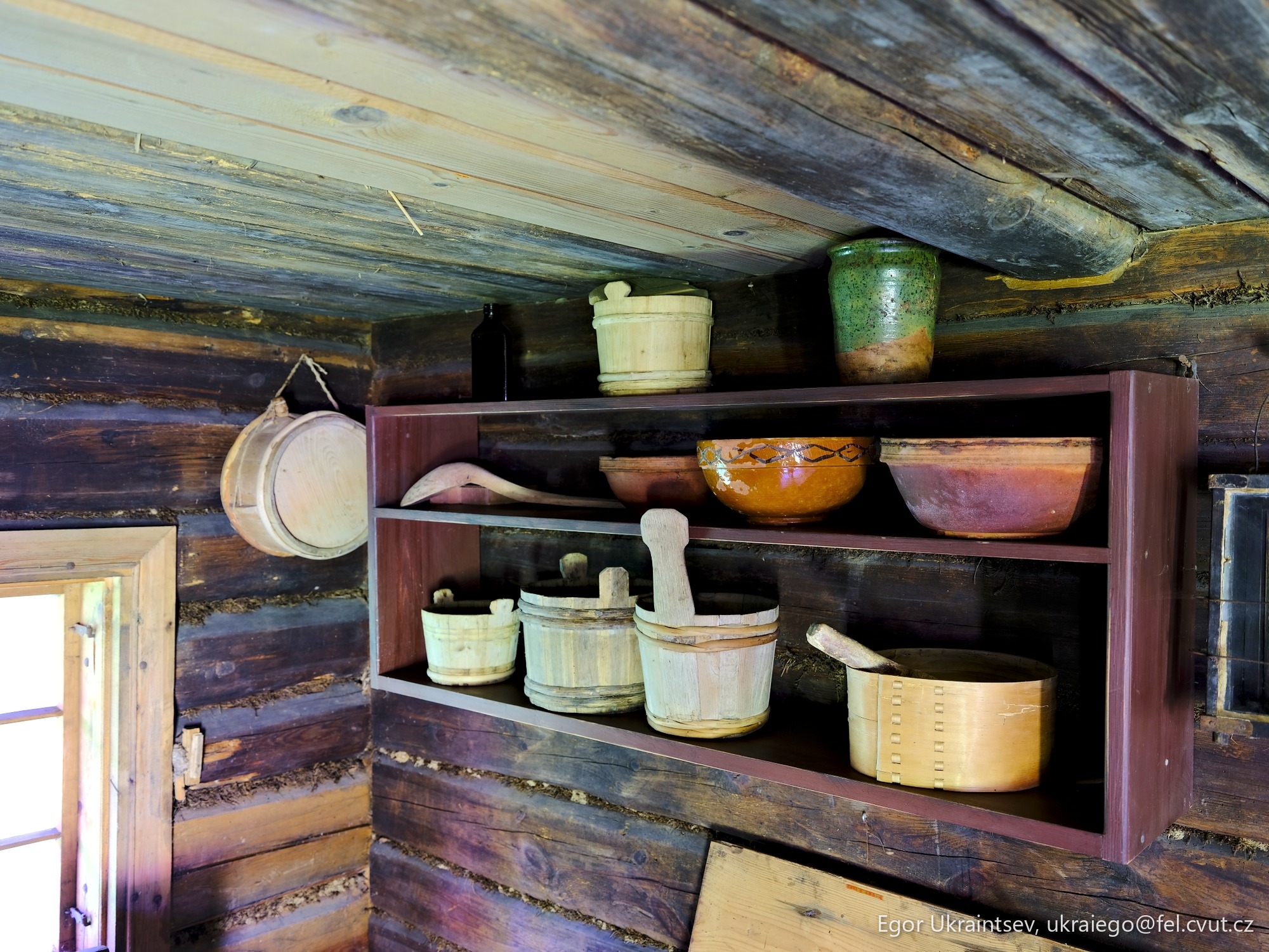 Kitchen area with pots