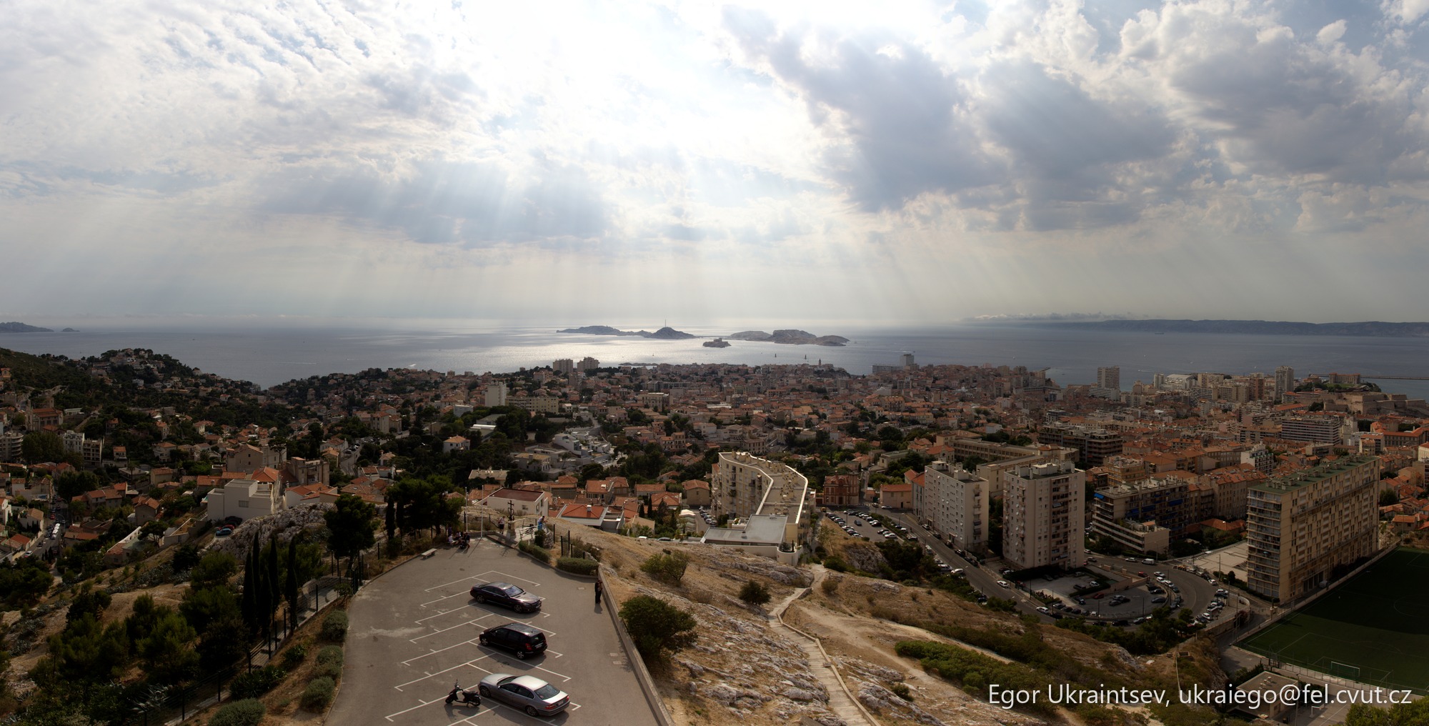 View of a city · France Zamok