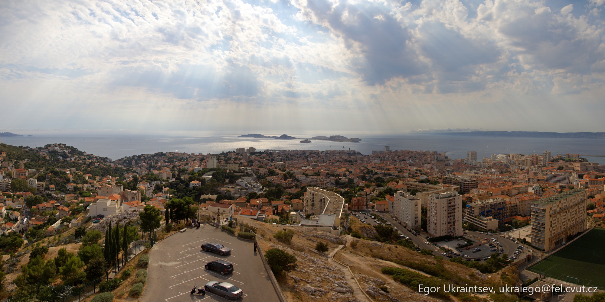 View of a city · France Zamok