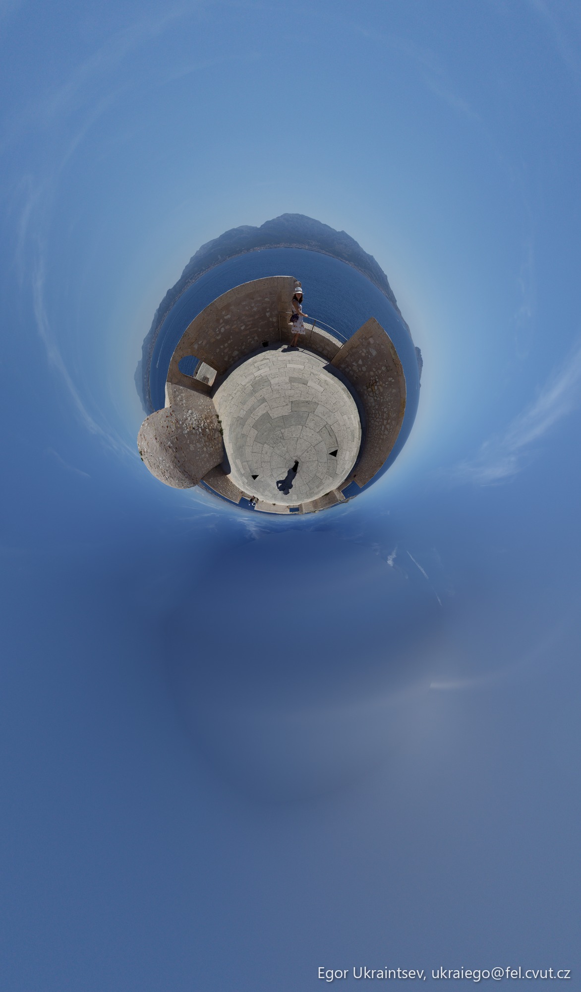 Small hole in the sky · France
