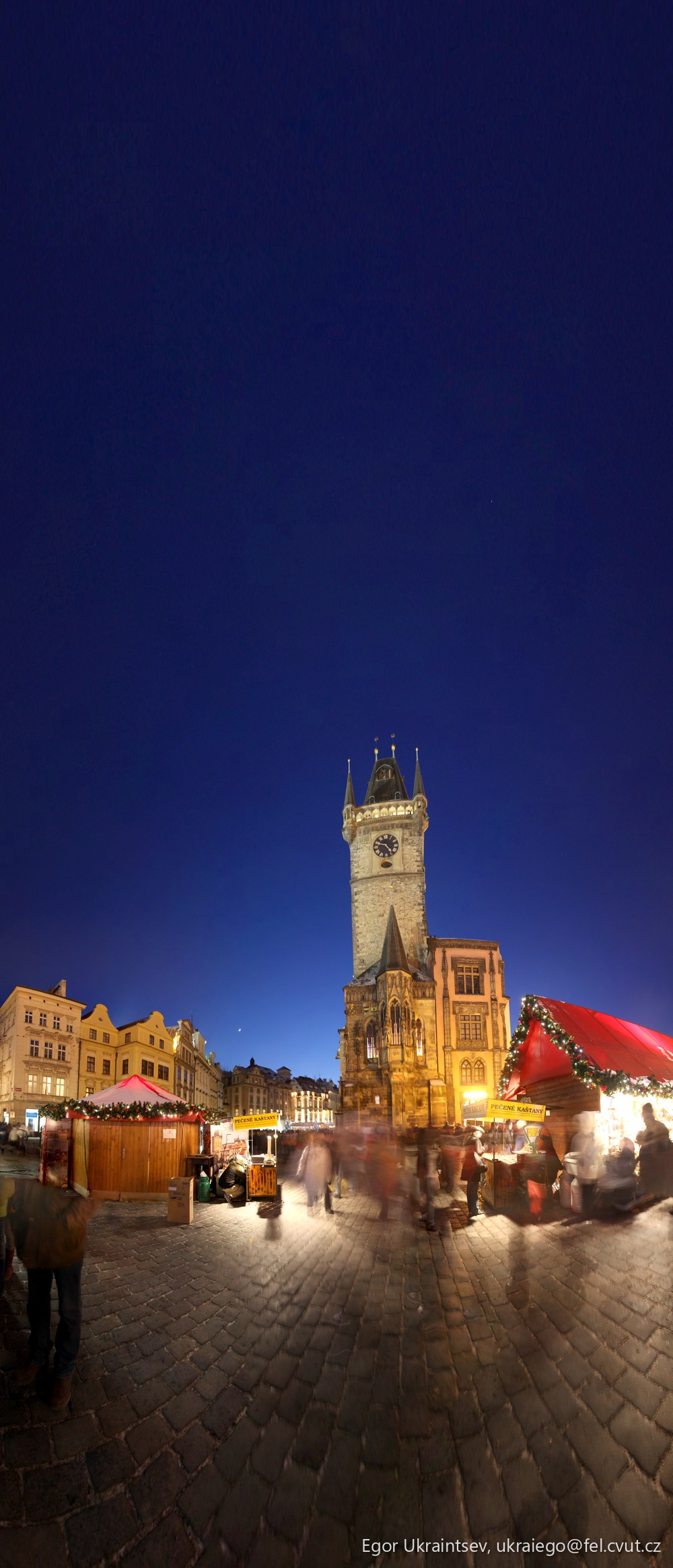 City square at night · Staromag