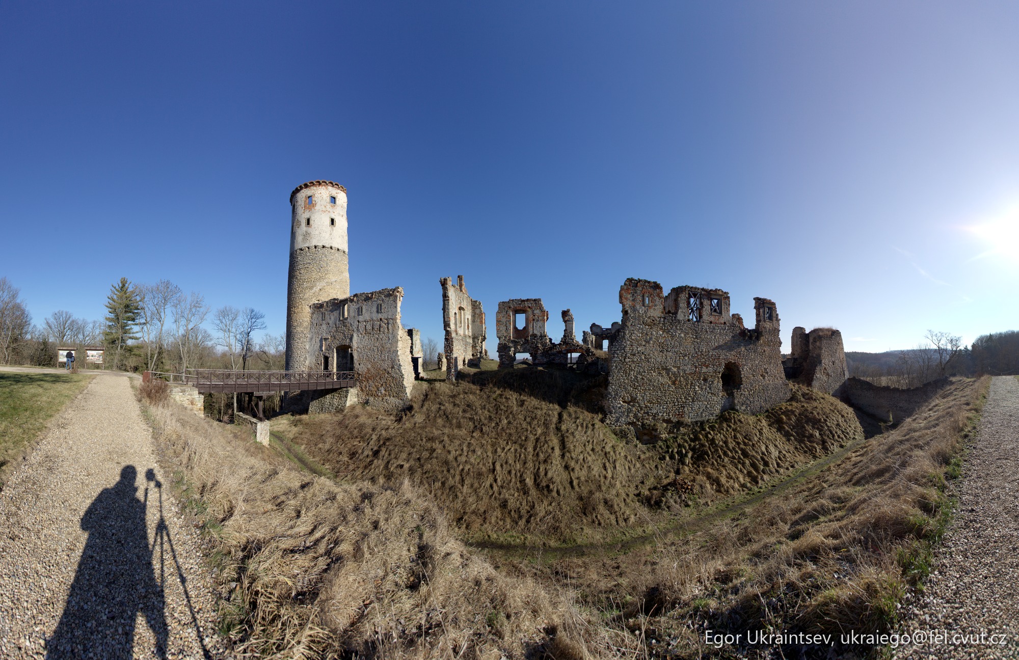 Castle on a hill · Zviretice