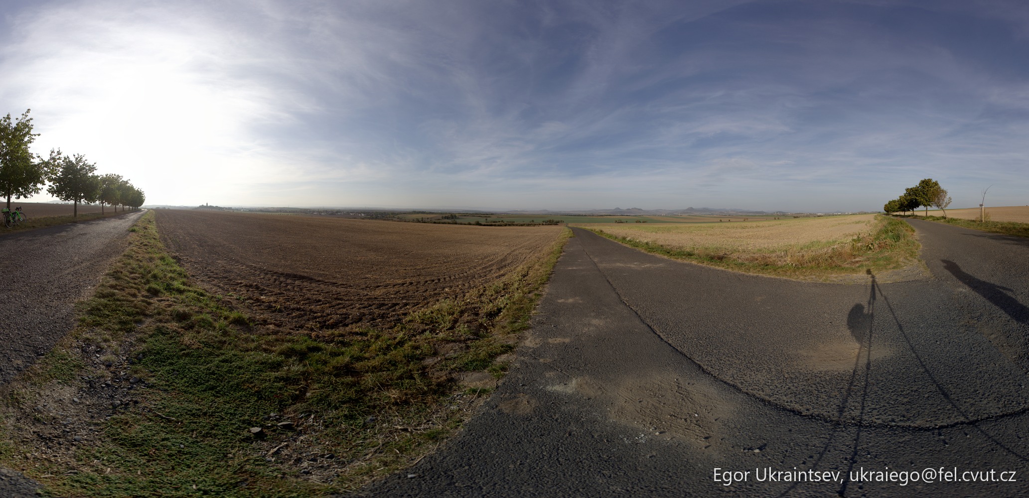Empty road in the countryside · Haj