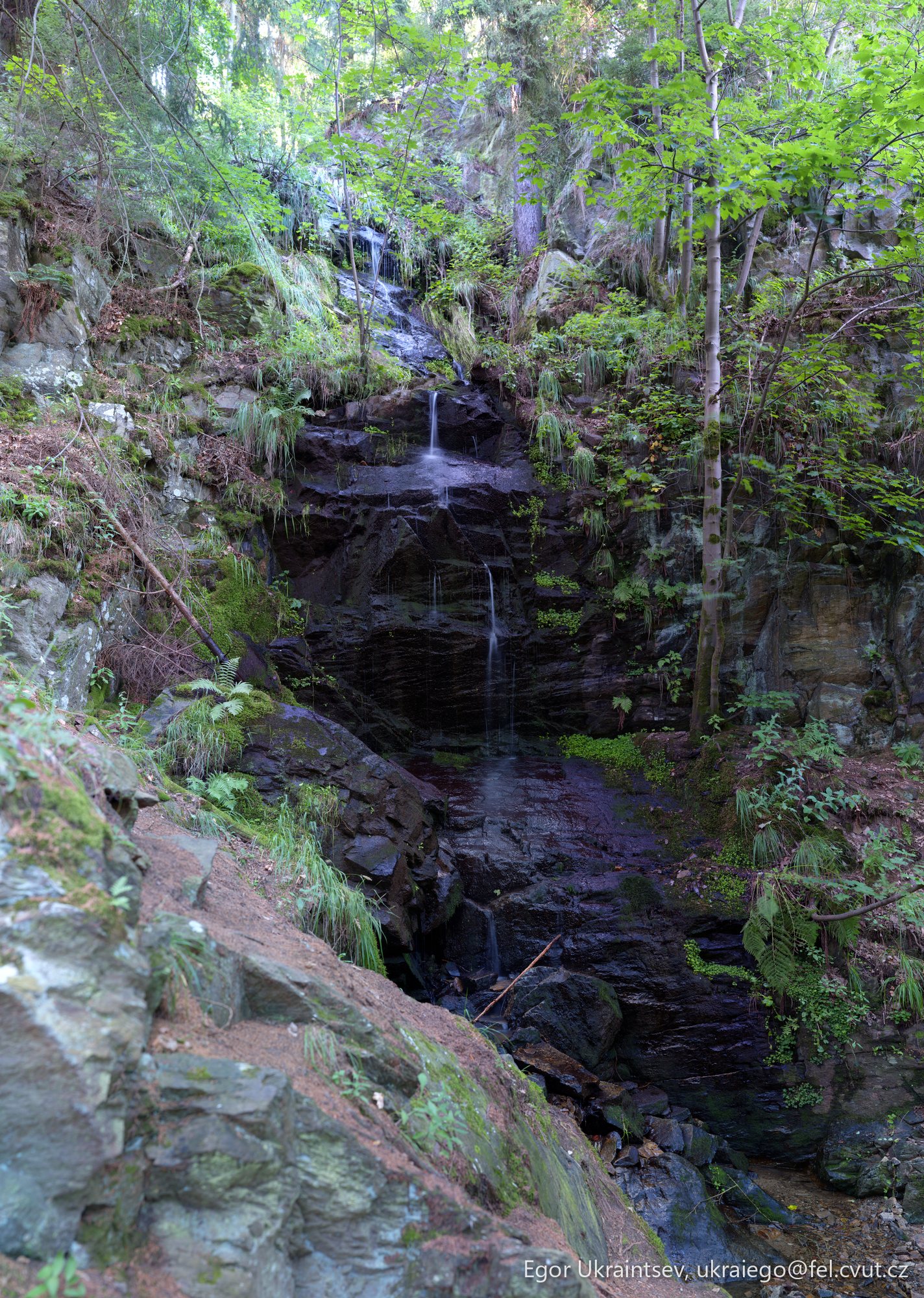 Small waterfall in the forest · Vodopad